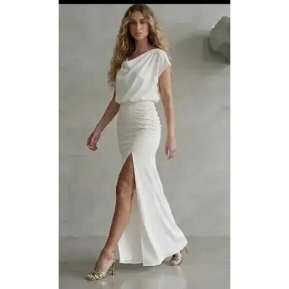 Victoria's Secret Sz M White Long  Dress Ruched Sides cap Sleeve